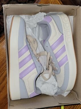 adidas Women's Lavender and Cream Retro Casual Sneakers